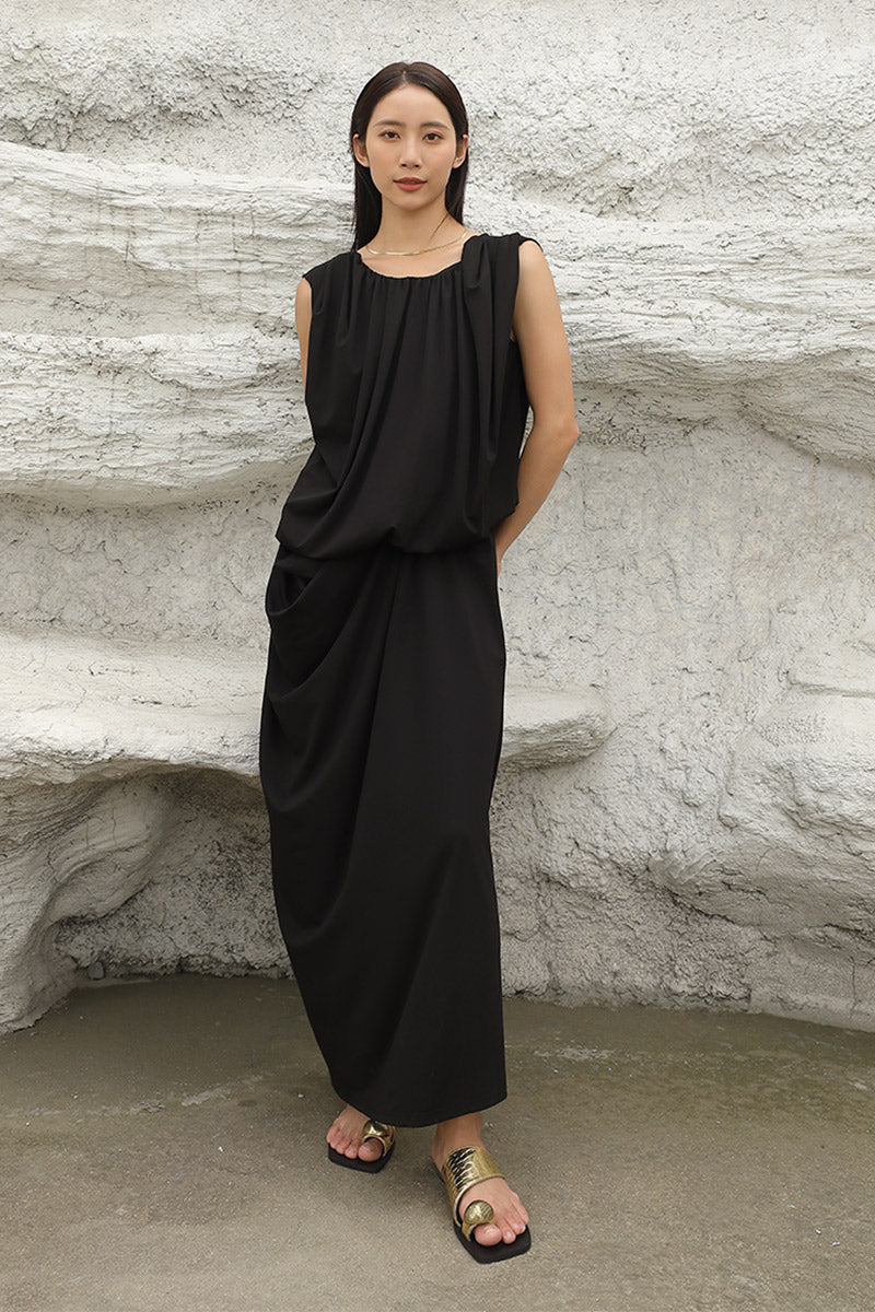 Backless Pleated Top | Black